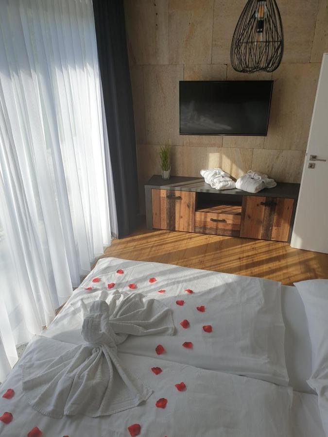 Ea Hotel Kraskov Stary Dvur ภายนอก รูปภาพ