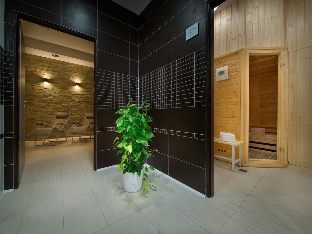 Ea Hotel Kraskov Stary Dvur ภายนอก รูปภาพ