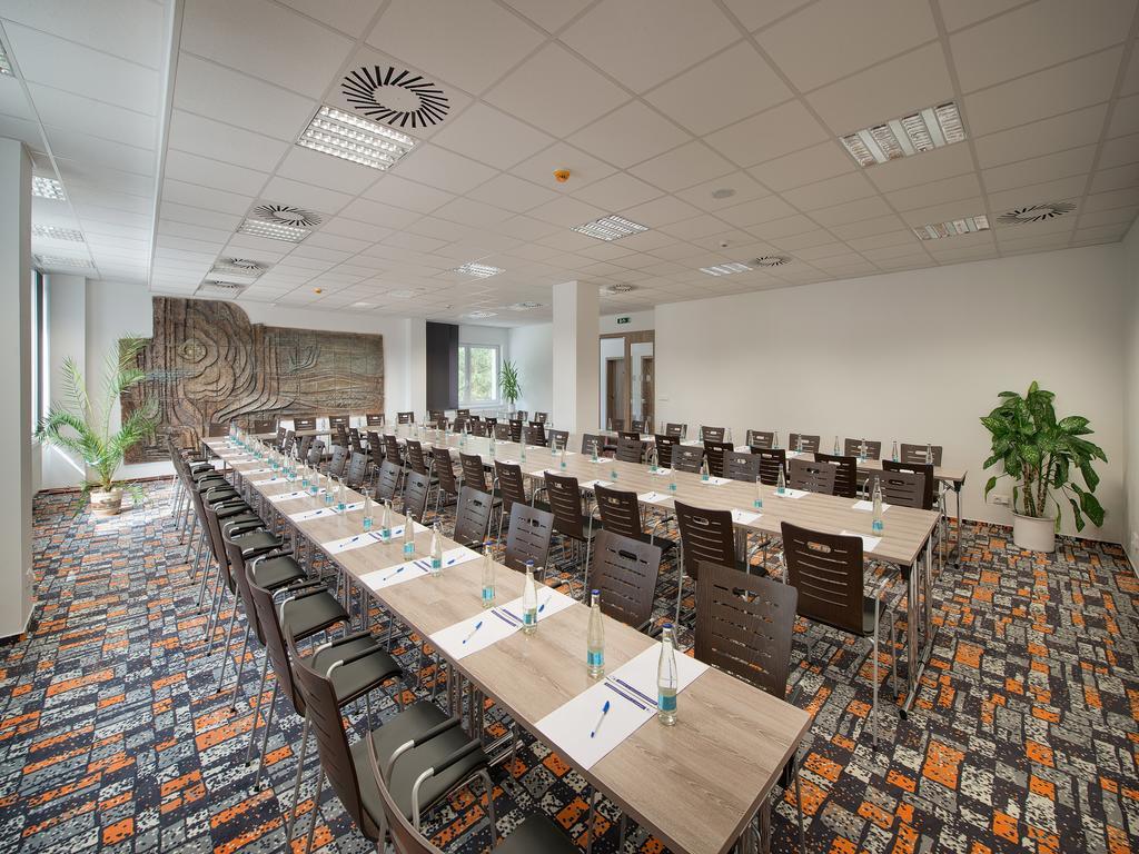 Ea Hotel Kraskov Stary Dvur ภายนอก รูปภาพ